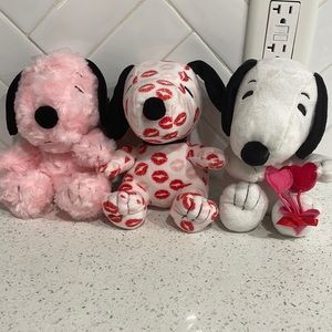 3 Valentine Snoopy Plush’s